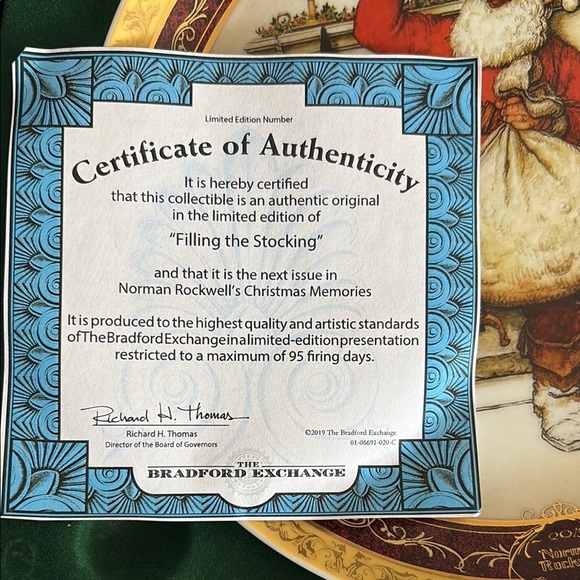 Norman Rockwell Red and Gold Holiday Decor Plate set of 2 - Picture 2 of 7